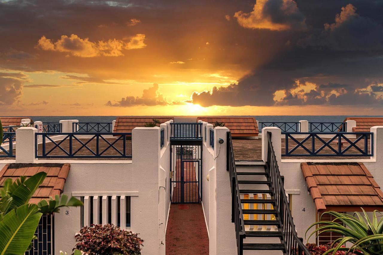 Le Paradis, Self-Catering Beachfront Apartments Баллито Экстерьер фото